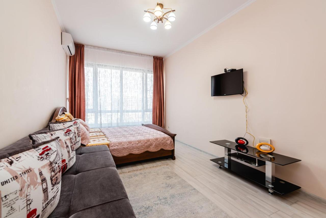 Apartmán Element, 157 Almaty Exteriér fotografie